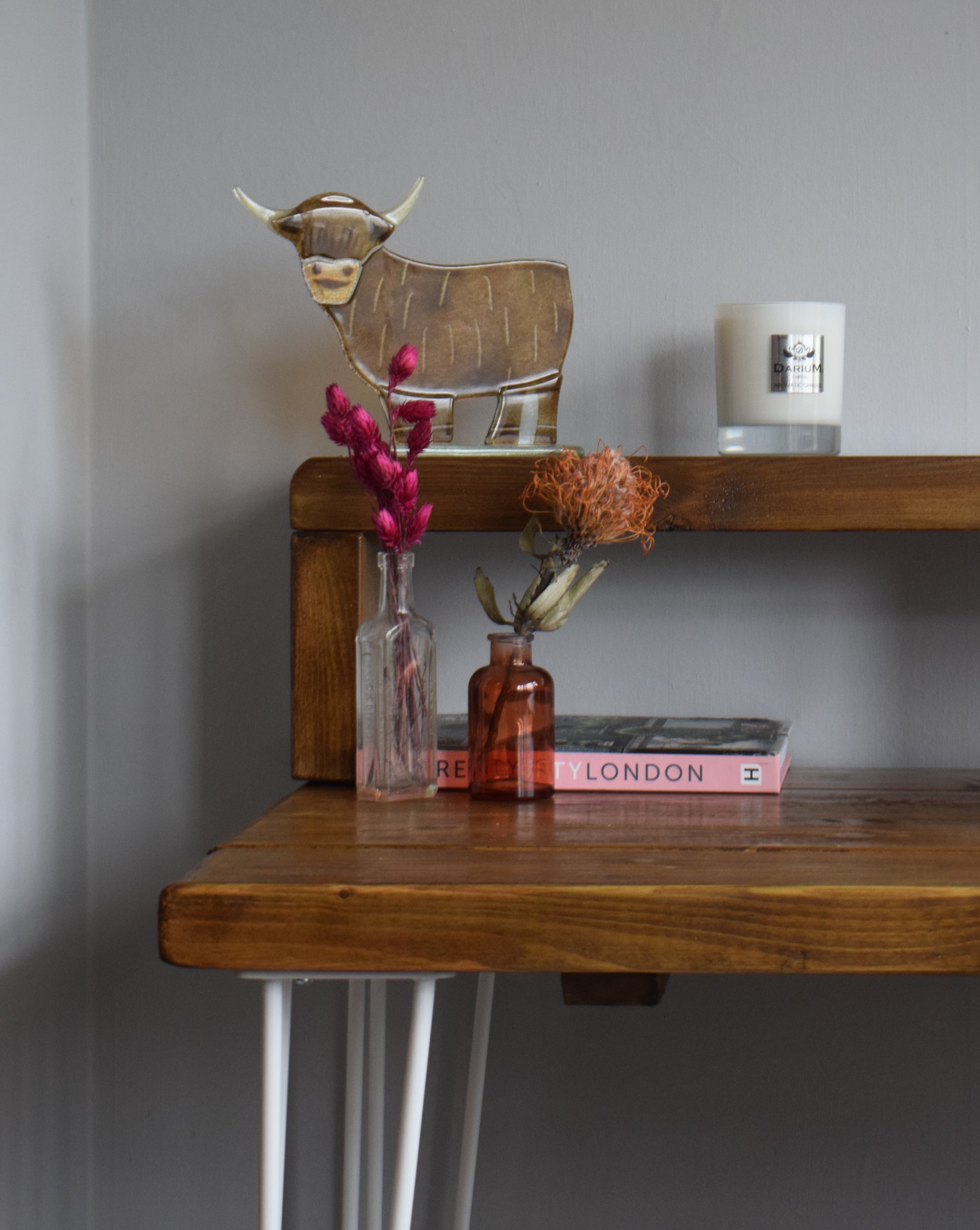 Industrial Reclaimed Pine Desk with White Steel Hairpin Legs and Riser Shelf – Space-Saving, Eco-Friendly Workspace Design