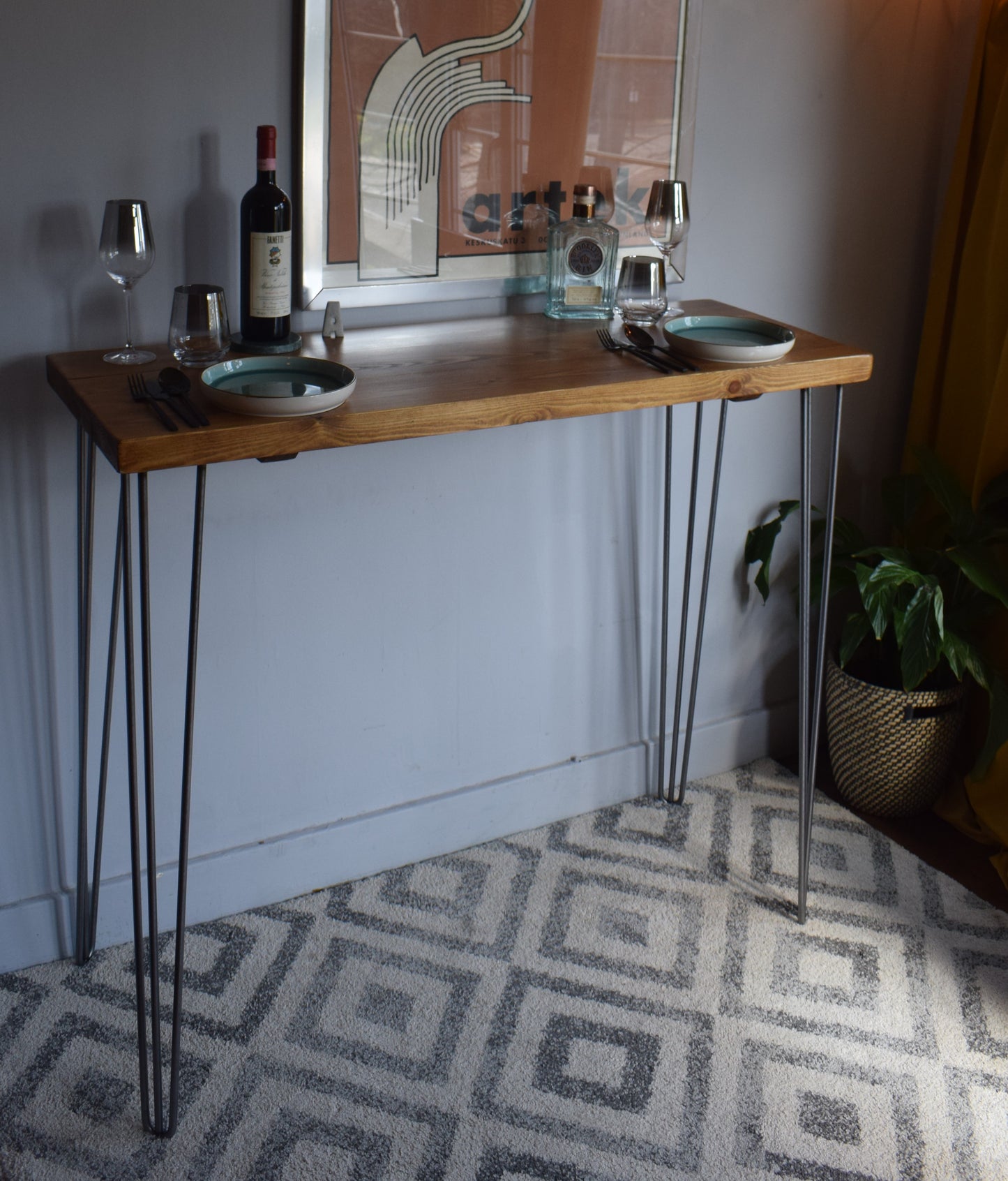 Industrial mid-century modern Scandi breakfast bar with sleek hairpin legs, perfect for a stylish and minimalist kitchen or dining area