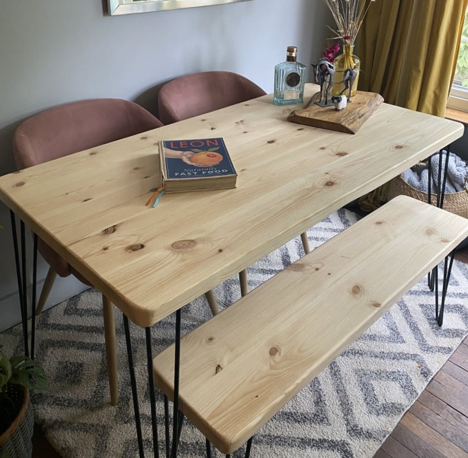 Rustic Industrial Redwood Pine Dining Table with Black Steel Hairpin Legs – Customisable Mid-Century Modern Design