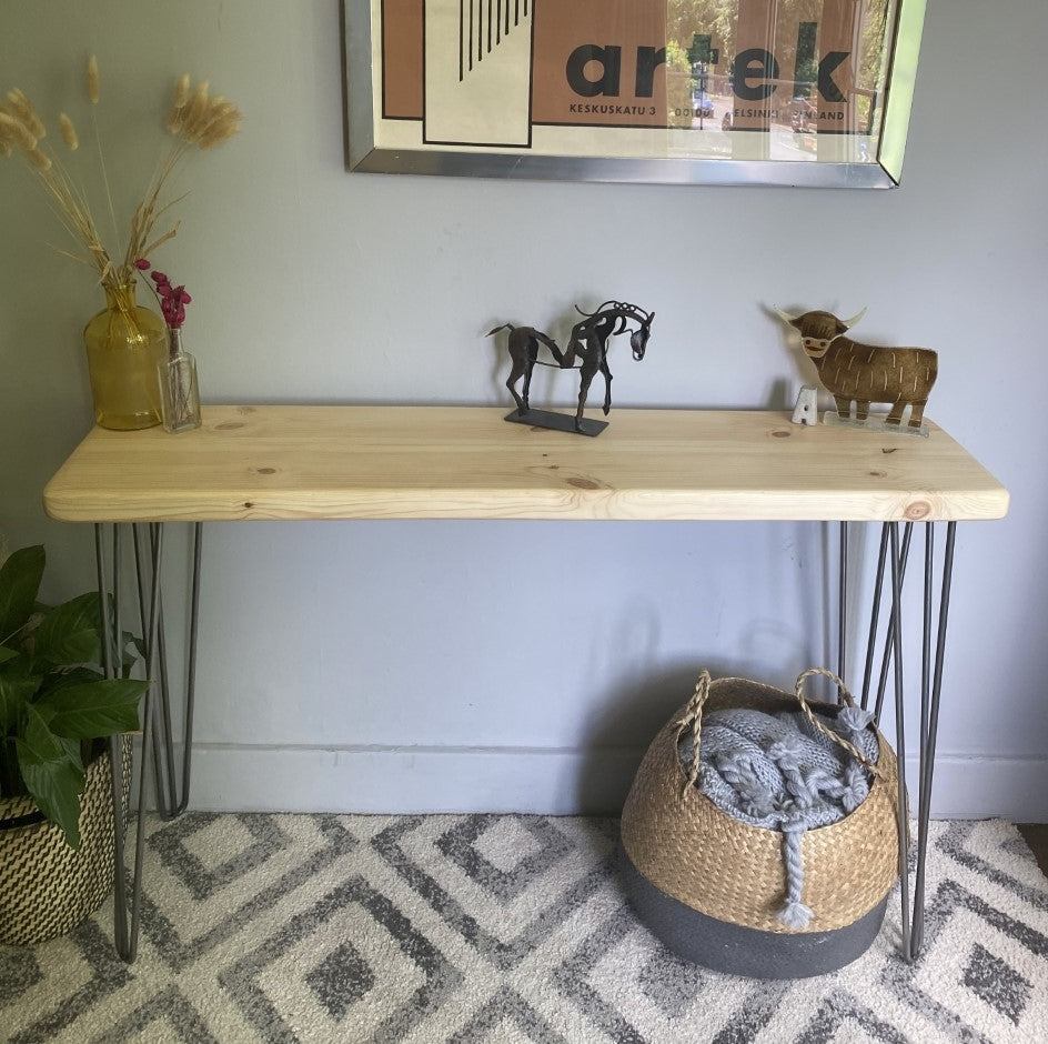 Industrial Reclaimed Redwood Pine Console Table with Raw Steel Hairpin Legs – Elegant and Rustic Mid-Century Modern Design