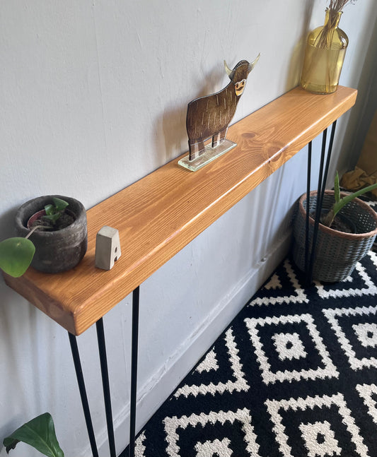 Industrial Redwood Pine Console Table with Raw Steel 2-Hairpin Legs – Rustic Mid-Century Modern Home Décor