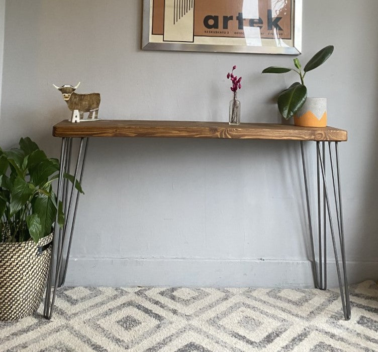 Industrial Redwood Pine Console Table with Raw Steel Hairpin Legs – Sleek and Rustic Mid-Century Modern Design