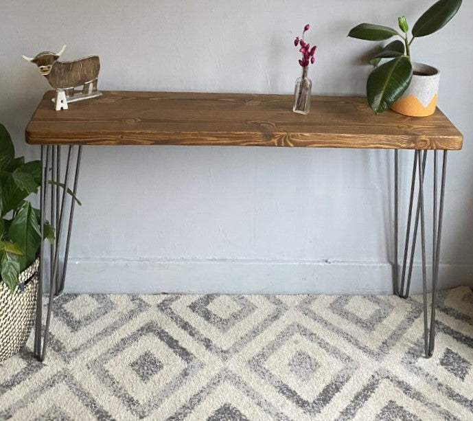 Industrial Redwood Pine Console Table with Raw Steel Hairpin Legs – Sleek and Rustic Mid-Century Modern Design