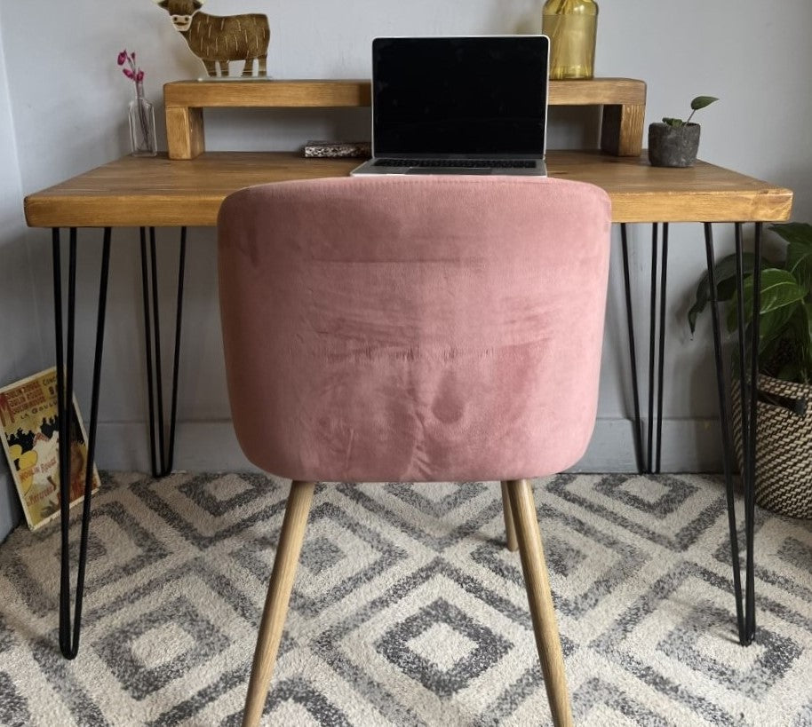 Industrial Redwood Pine Desk with Black Steel Legs, Mid Shelf, and Riser – Practical Mid-Century Modern Workspace